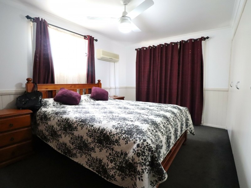 65 Rugby Street, Mitchell QLD 4465