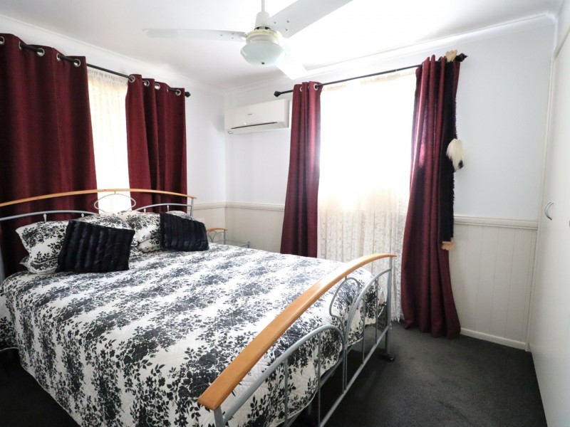 65 Rugby Street, Mitchell QLD 4465