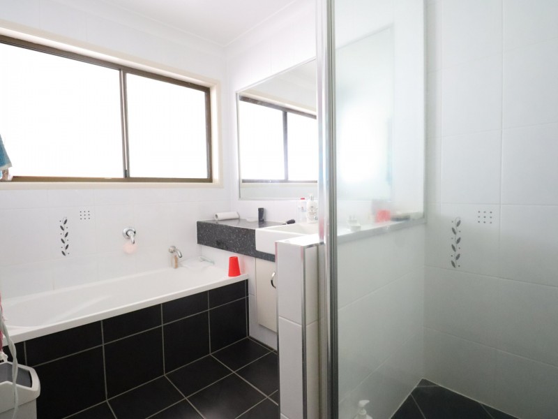 65 Rugby Street, Mitchell QLD 4465