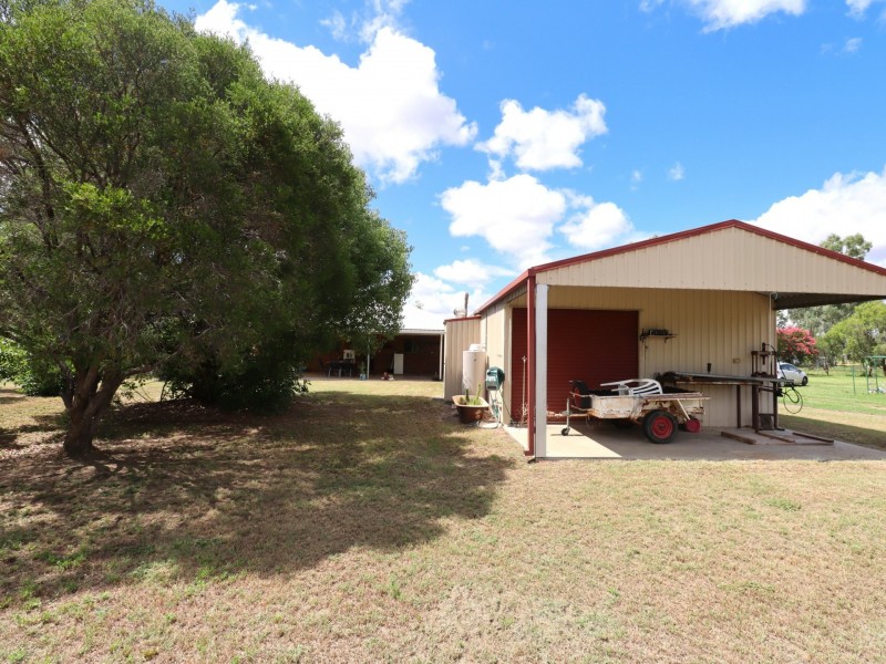 65 Rugby Street, Mitchell QLD 4465