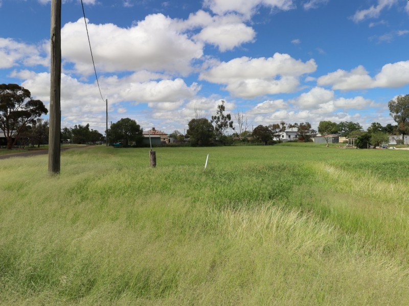 10 Russell Street, Wallumbilla QLD 4428