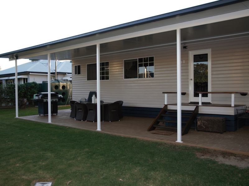 92 Miscamble Street, Roma QLD 4455