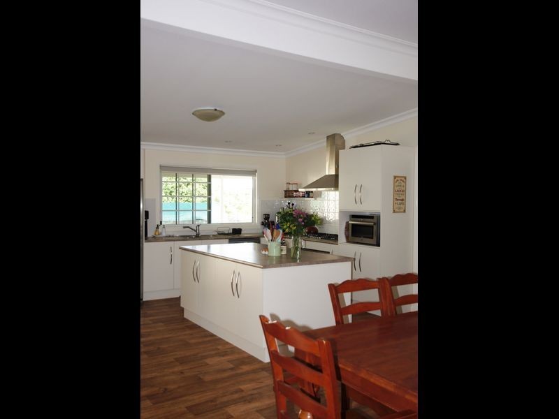 92 Miscamble Street, Roma QLD 4455