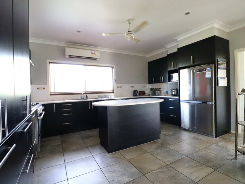 39 Carlyon Street, Mitchell QLD 4465