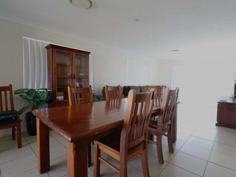 11 Lockyer Crescent, Roma QLD 4455