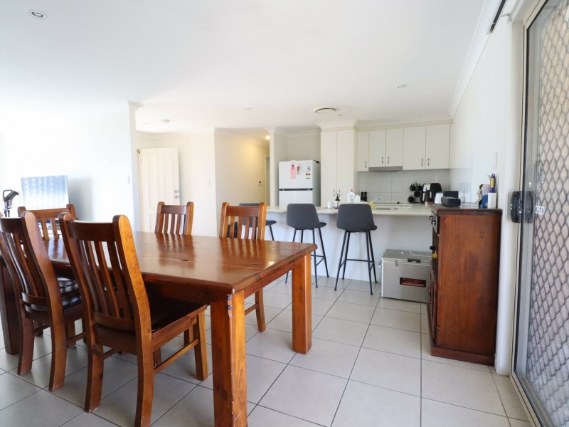 11 Lockyer Crescent, Roma QLD 4455