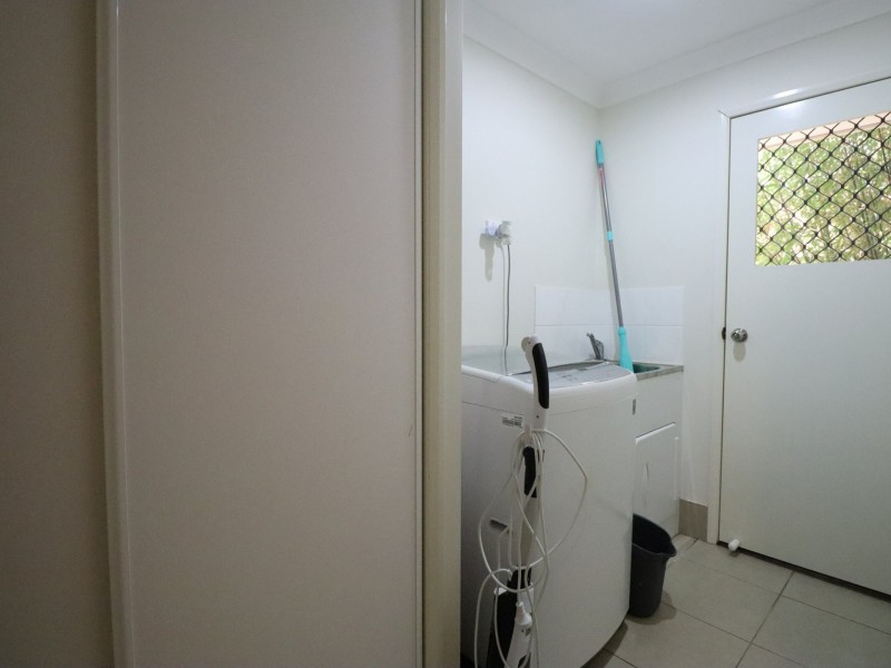 11 Lockyer Crescent, Roma QLD 4455