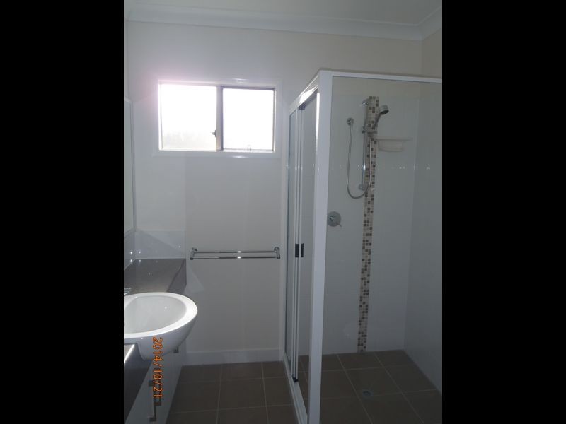 1/2 Russell Street, Roma QLD 4455