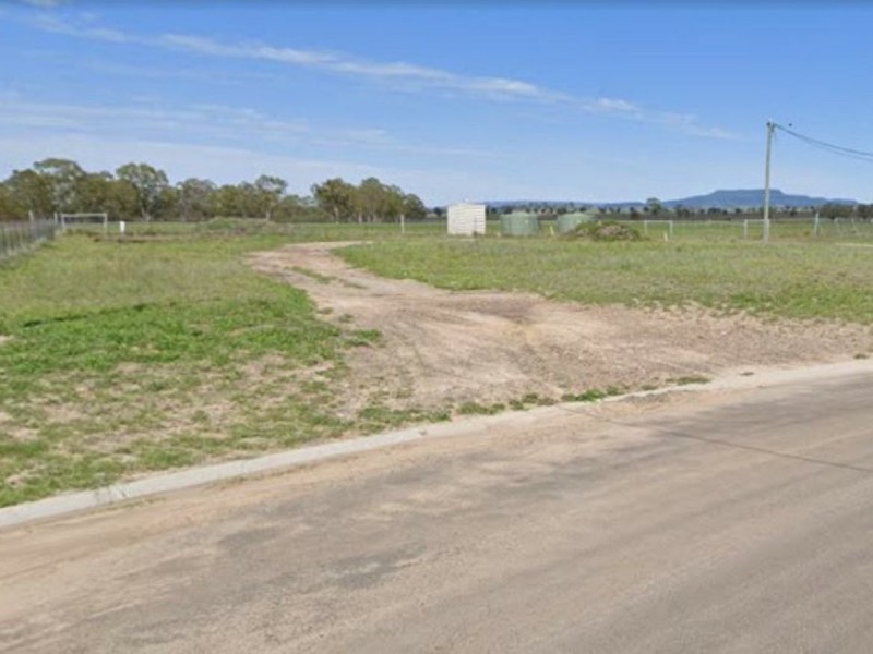 13 Airport Road, Injune QLD 4454