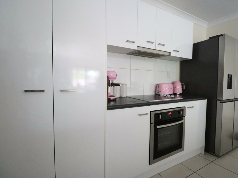 9 Bottletree Court, Roma QLD 4455