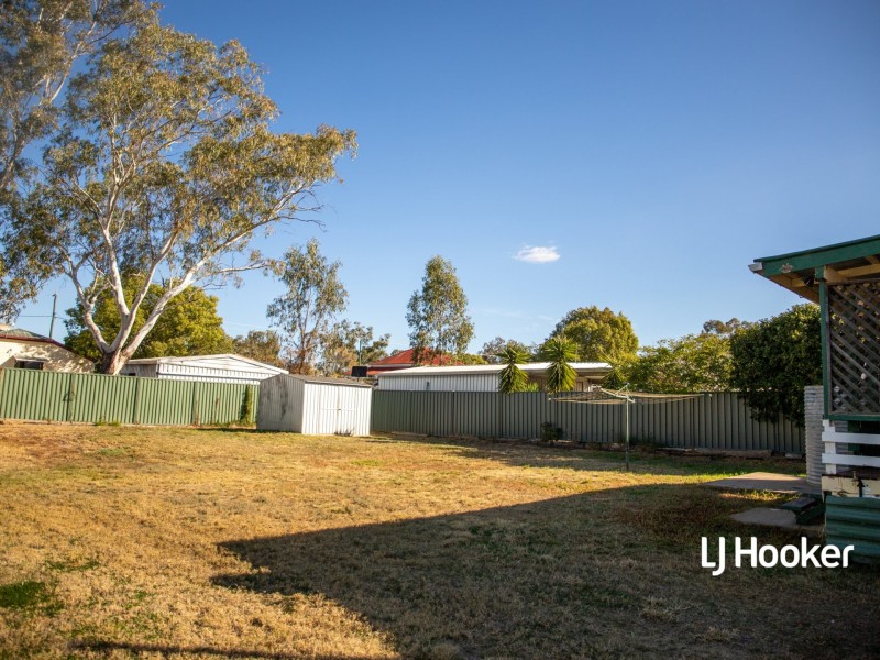 16 Hoffman Street, Roma QLD 4455
