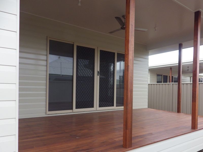 2/2 Russell Street, Roma QLD 4455