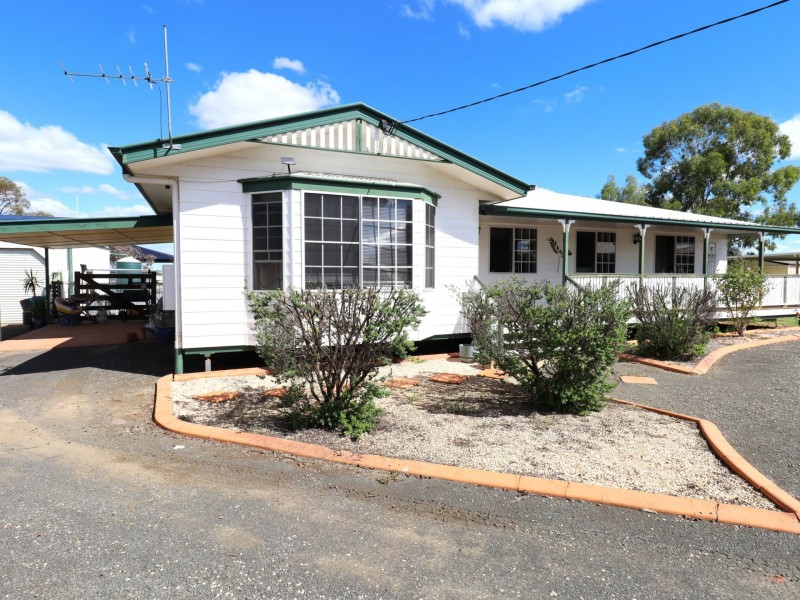 17 Rosedale Close, Roma QLD 4455