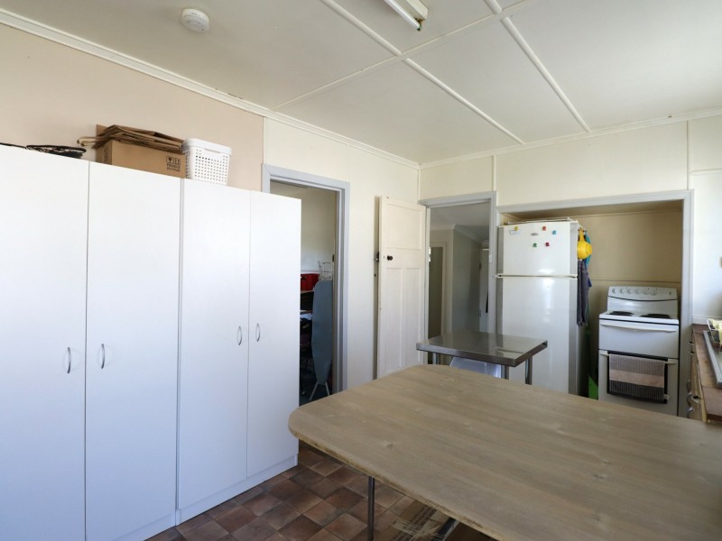 20 Lewis Street, Roma QLD 4455