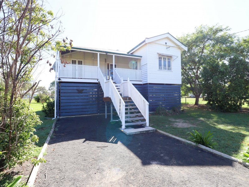 1A Lovell Street, Roma QLD 4455