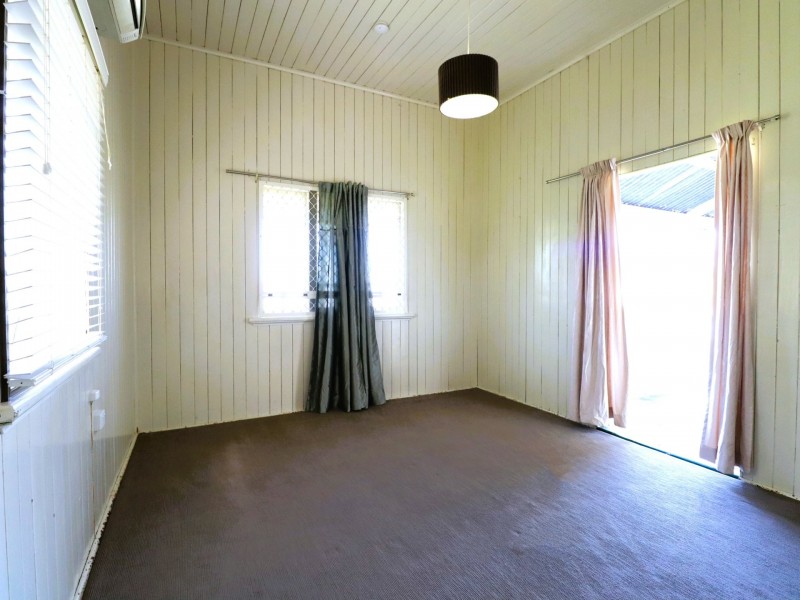 1A Lovell Street, Roma QLD 4455