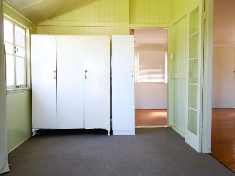 1A Lovell Street, Roma QLD 4455