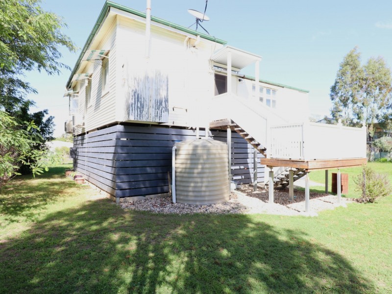 1A Lovell Street, Roma QLD 4455