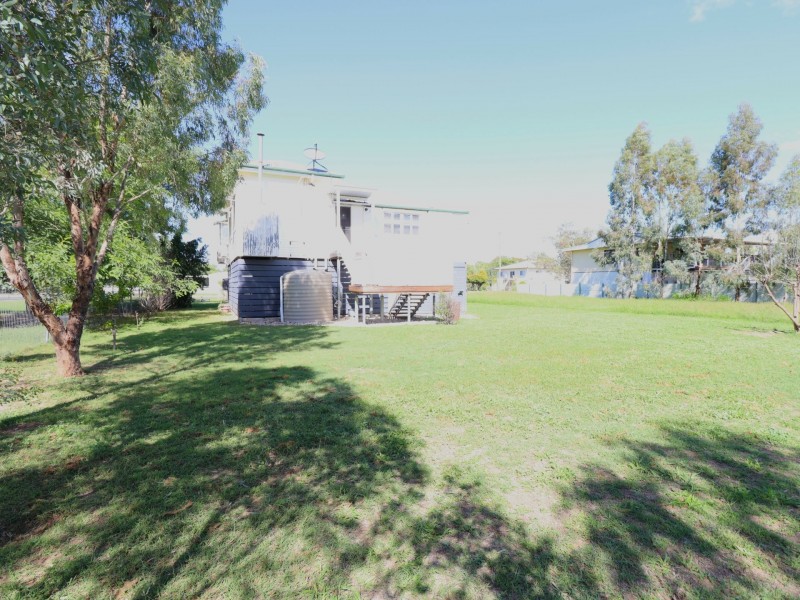 1A Lovell Street, Roma QLD 4455