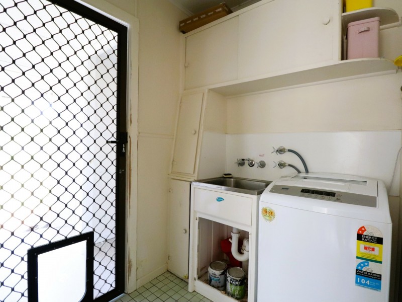 48 Elmer Street, Roma QLD 4455