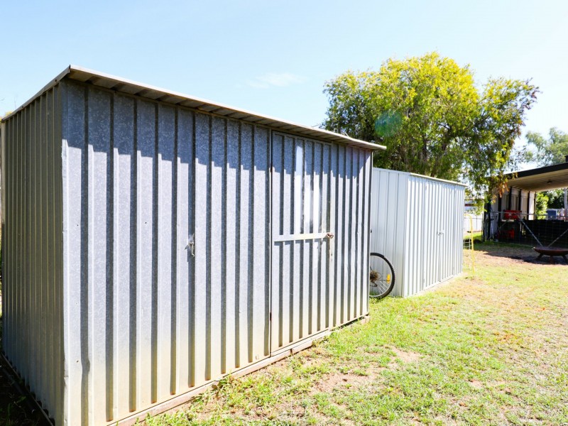 48 Elmer Street, Roma QLD 4455