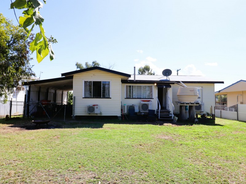 48 Elmer Street, Roma QLD 4455