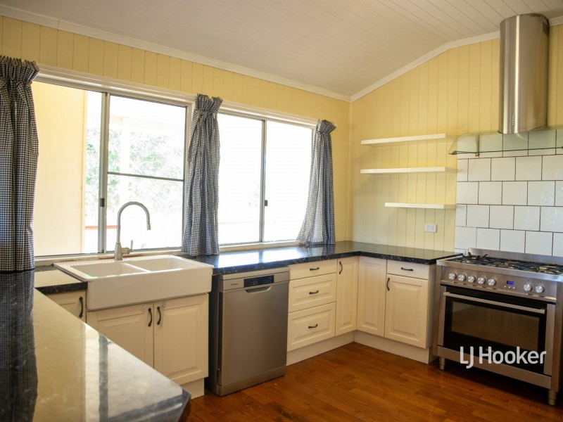 119 Clayton Road, Roma QLD 4455