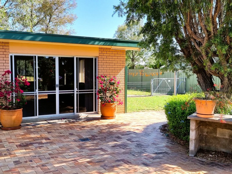 43 Miscamble Street, Roma QLD 4455