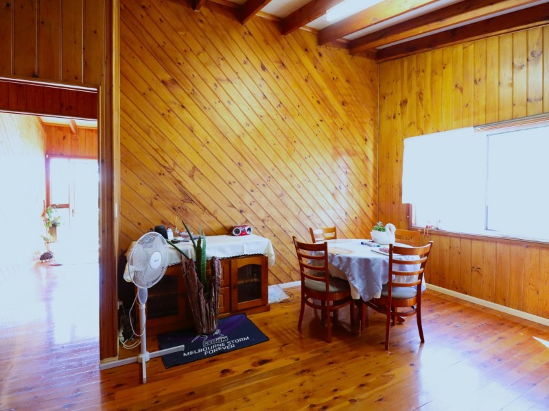 16 Robertson Street, Roma QLD 4455