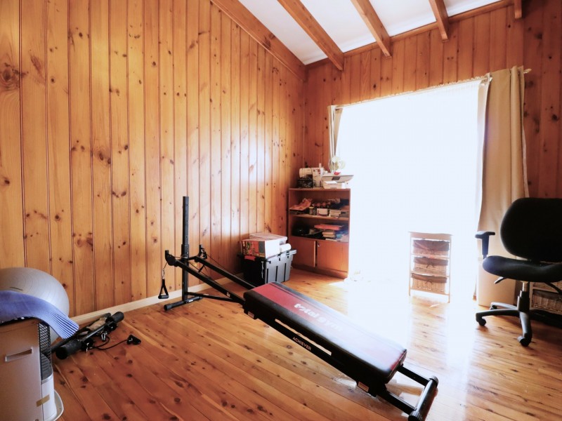 16 Robertson Street, Roma QLD 4455