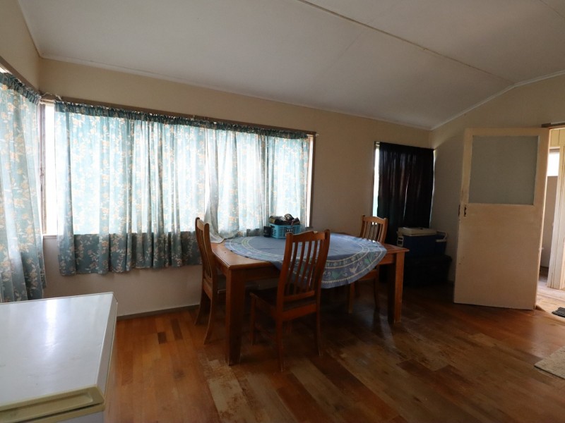 9 Alice Street, Mitchell QLD 4465