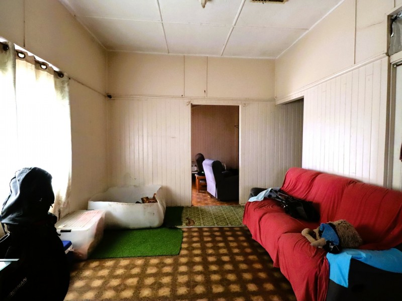 9 Alice Street, Mitchell QLD 4465