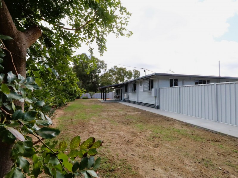 34-38 Edwardes Street, Roma QLD 4455