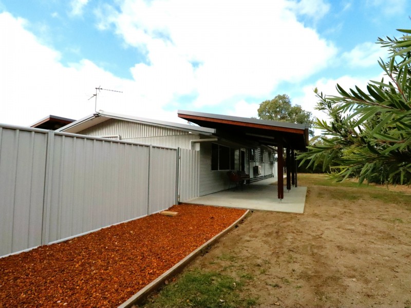34-38 Edwardes Street, Roma QLD 4455
