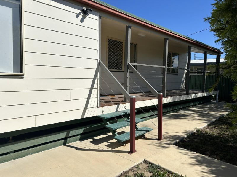 36 Alex Prd, Roma QLD 4455