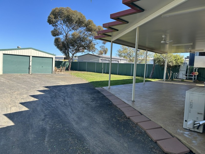 36 Alex Prd, Roma QLD 4455