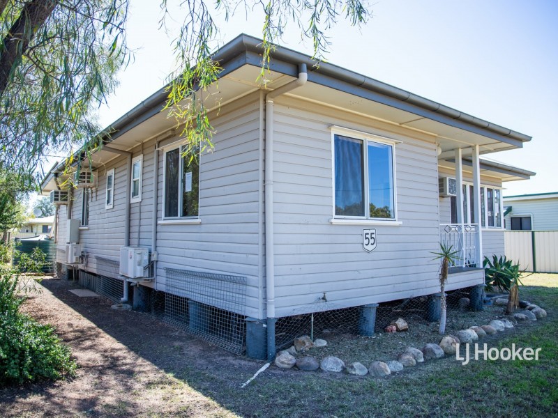 55 Raglan Street, Roma QLD 4455