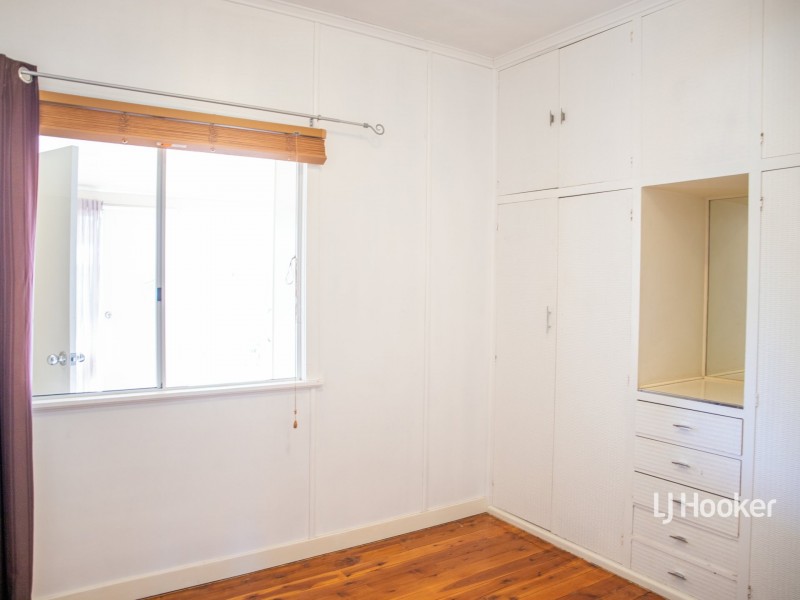 55 Raglan Street, Roma QLD 4455