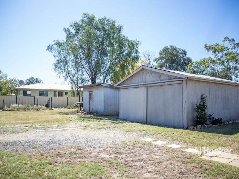 55 Raglan Street, Roma QLD 4455