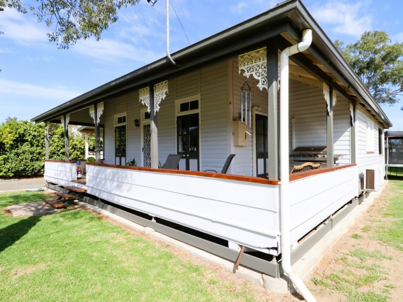 9A Major Street, Roma QLD 4455
