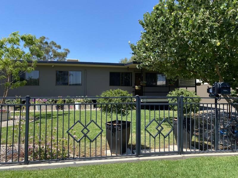 6 Powell Street, Roma QLD 4455