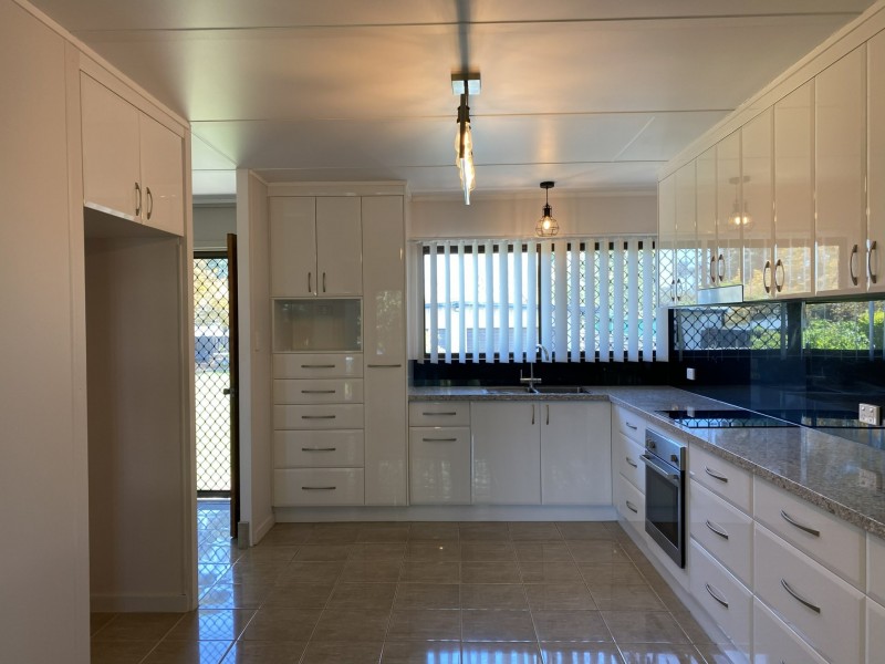 6 Powell Street, Roma QLD 4455