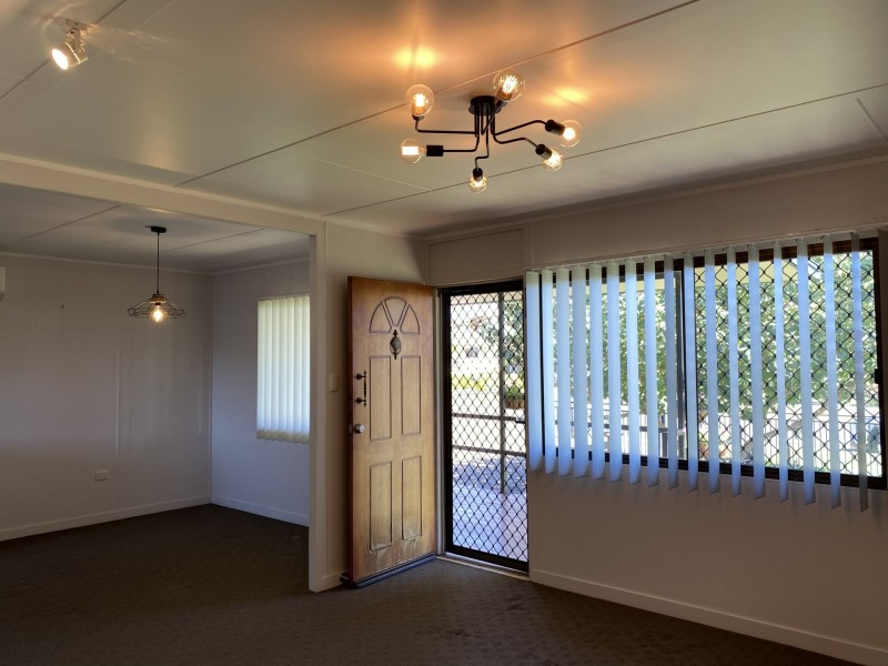 6 Powell Street, Roma QLD 4455