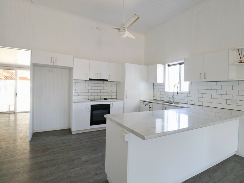 108 Arthur Street, Roma QLD 4455