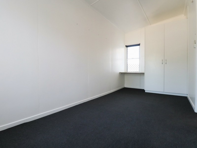 108 Arthur Street, Roma QLD 4455