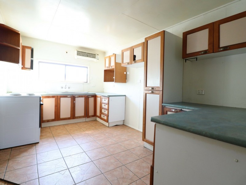 26 Ronald Street, Injune QLD 4454