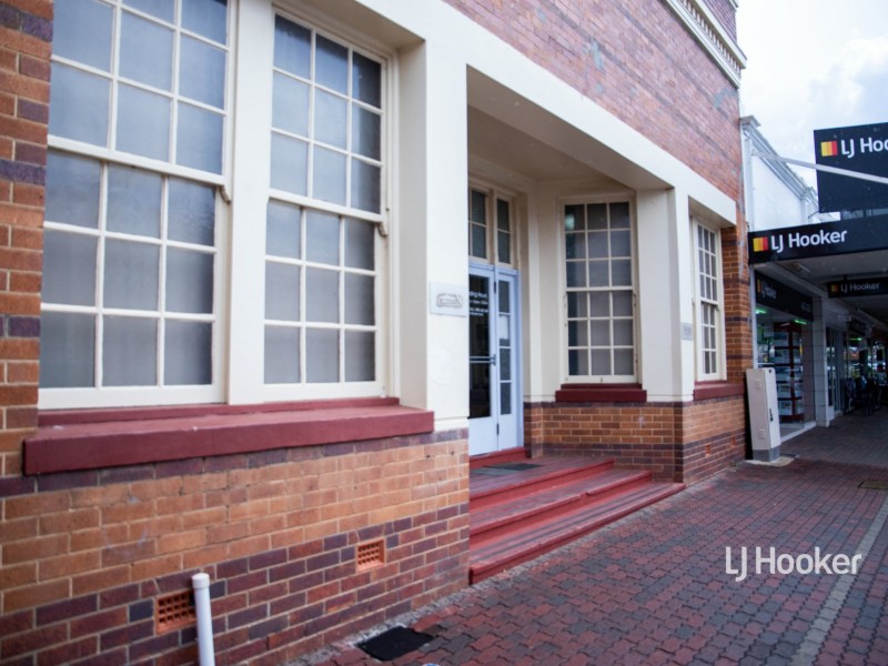 72 McDowall Street, Roma QLD 4455