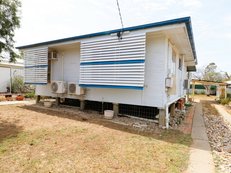 26 Downs Street, Roma QLD 4455