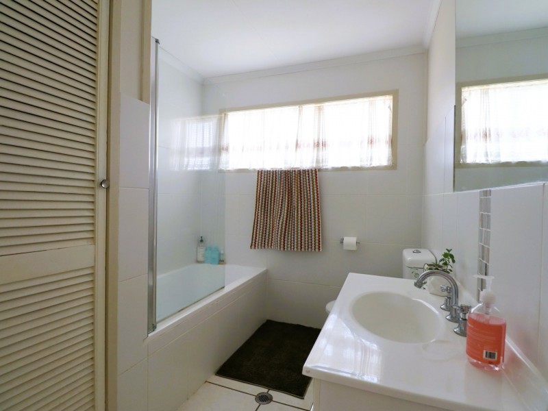 26 Downs Street, Roma QLD 4455