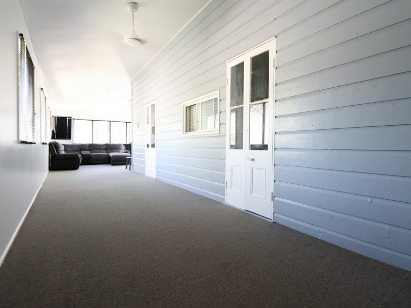 6 Conroy Street, Roma QLD 4455